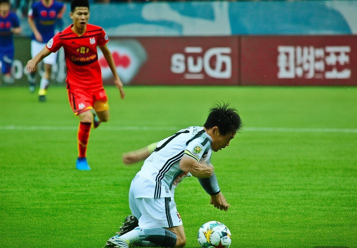 北京人和vs大连直播：激情对决，球迷心声共鸣(图2)