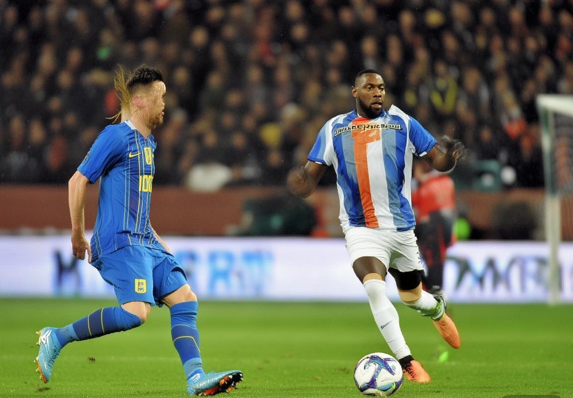 巴萨VS马竞欧战巅峰对决：传控与铁桶阵的战术对决及心理博弈(图3)